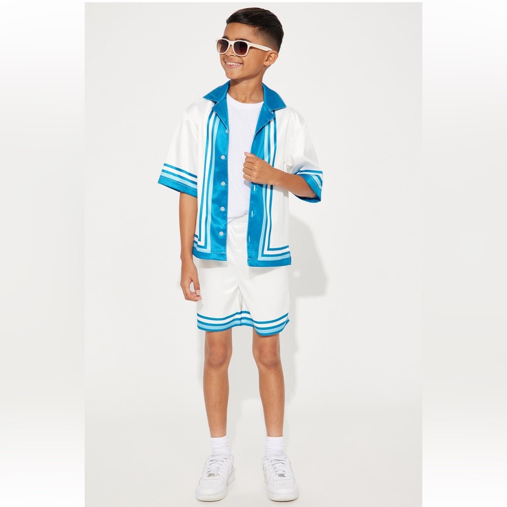 Boys size 10 Fashion Nova Set